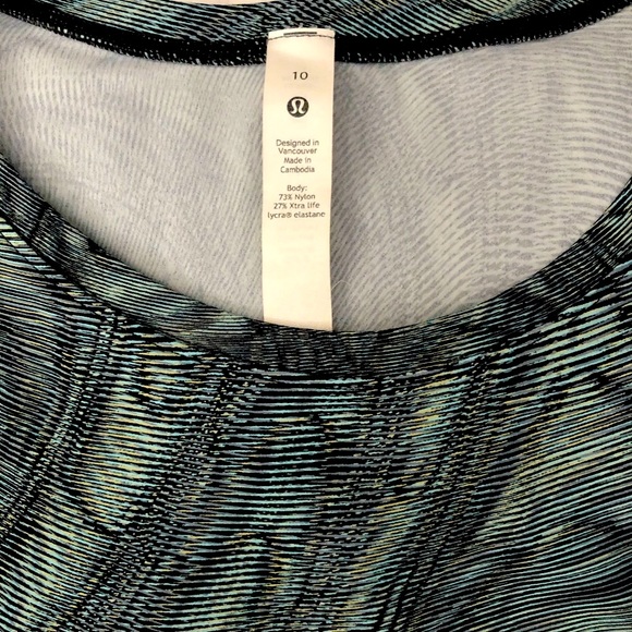 Lululemon tank top - Picture 2 of 6